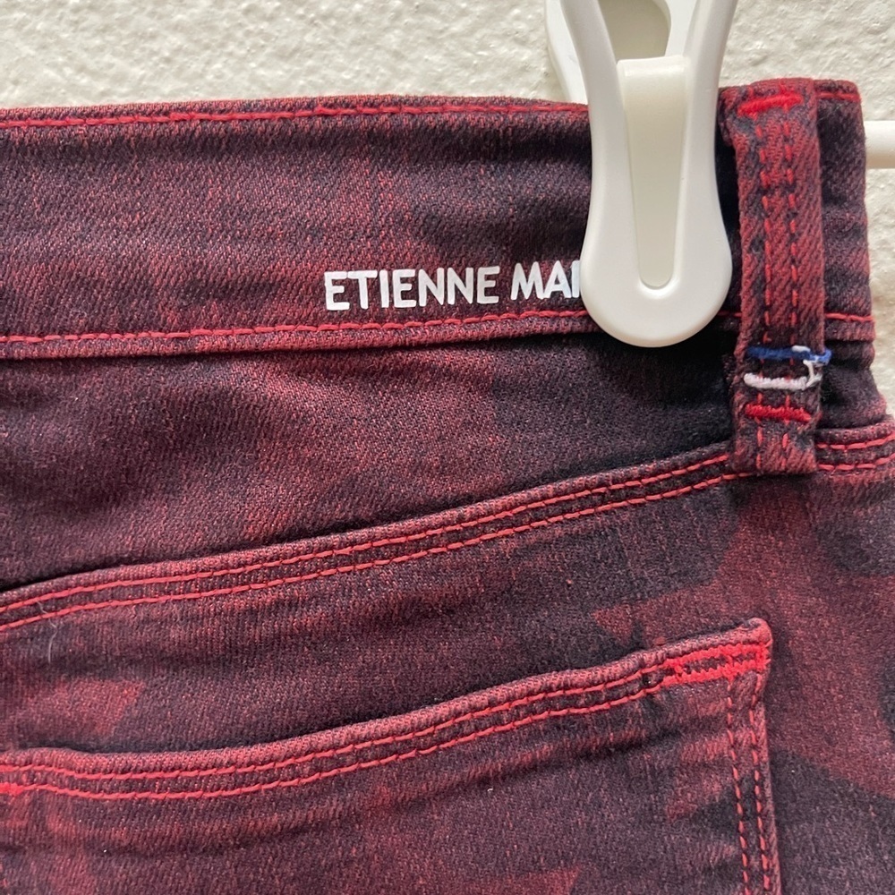 Etienne Marcel "Roos" jeans with star graphic print. Mid-rise; button-zip fly. - Picture 6 of 11